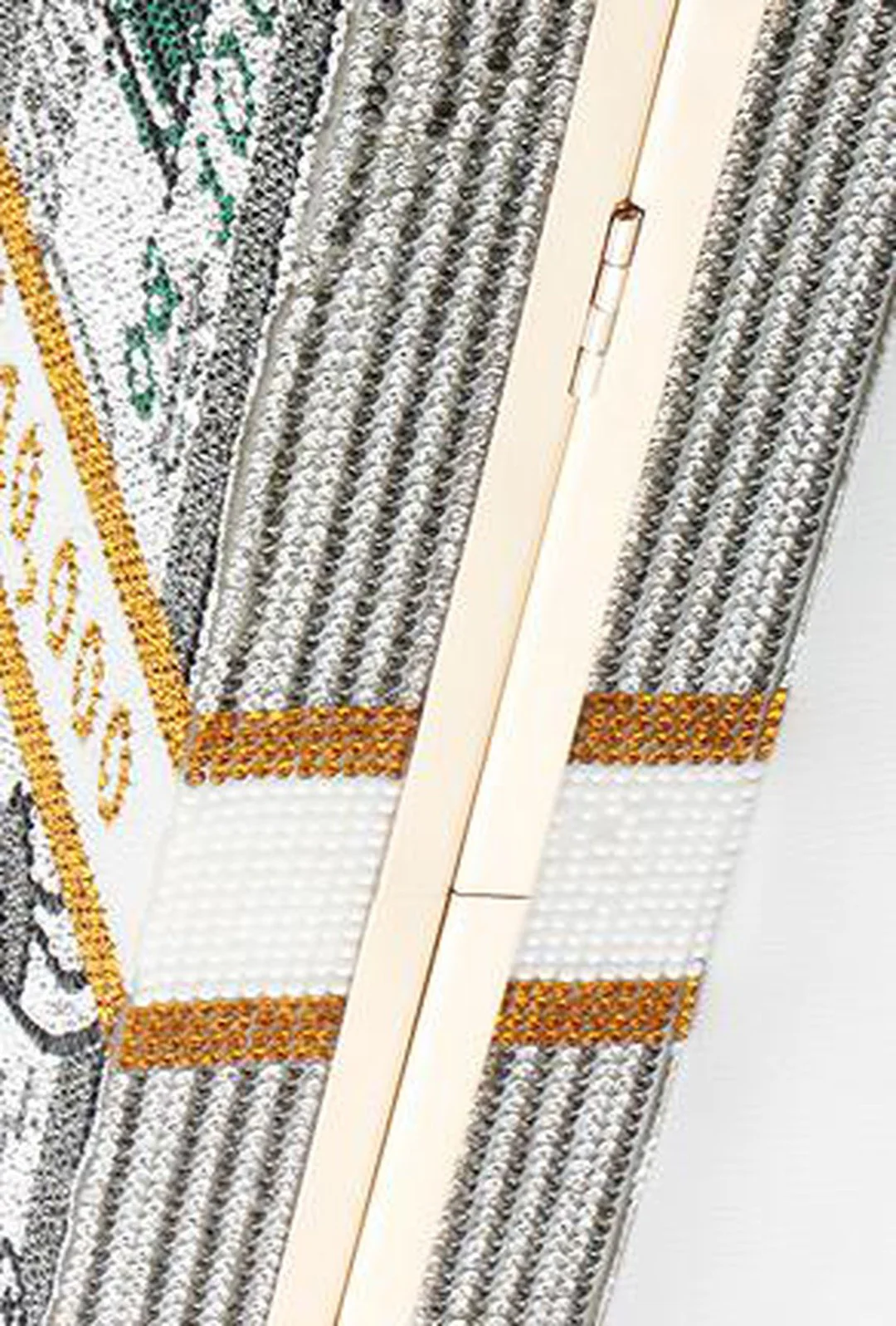 AMRKCA - SPARKLING BEADS MONEY BAG - Image 4