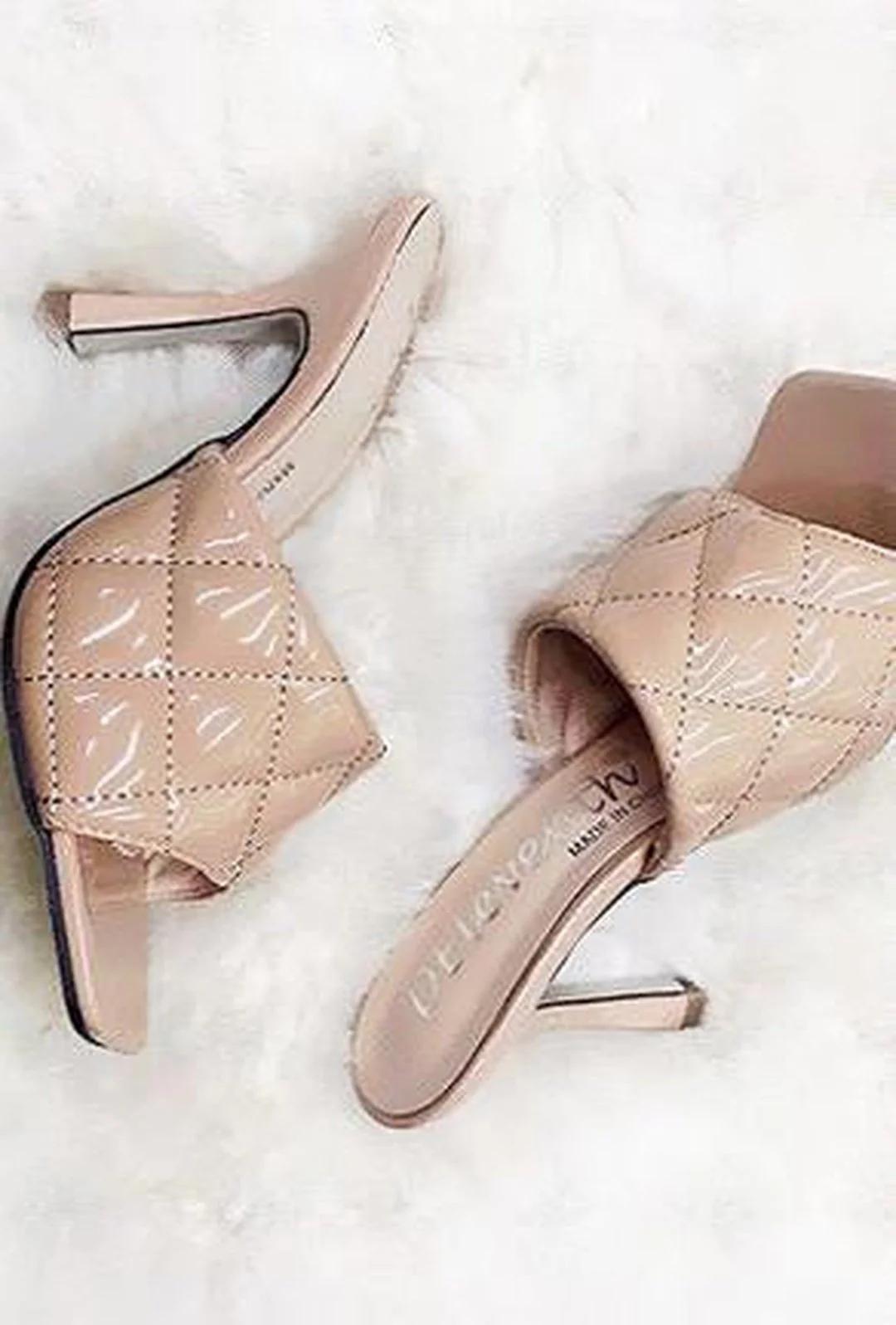 BEA - QUILTED PATENT SANDALS - Image 4