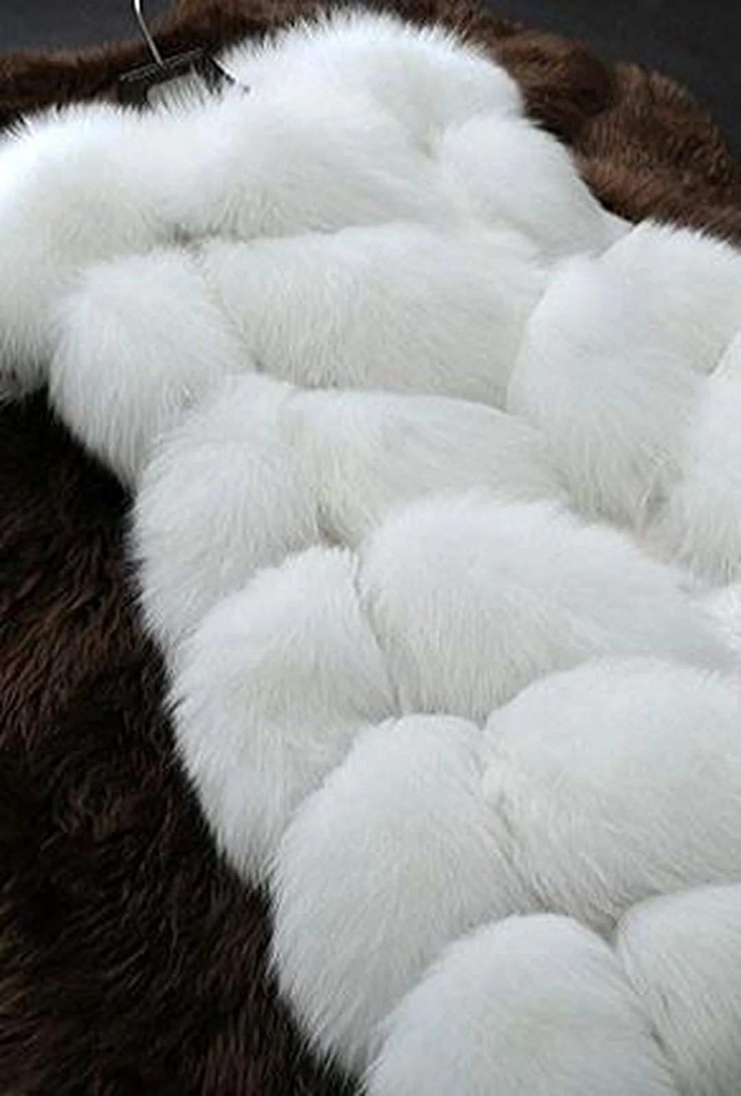 BOBBIE - PUFFY FUR VEST - Image 3