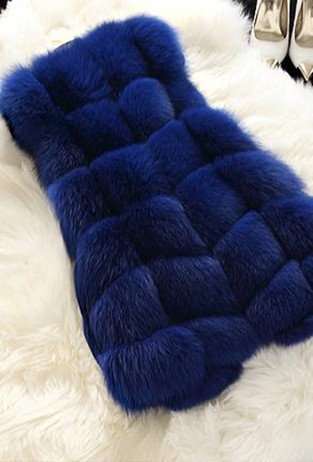 BOBBIE - PUFFY FUR VEST - Image 4