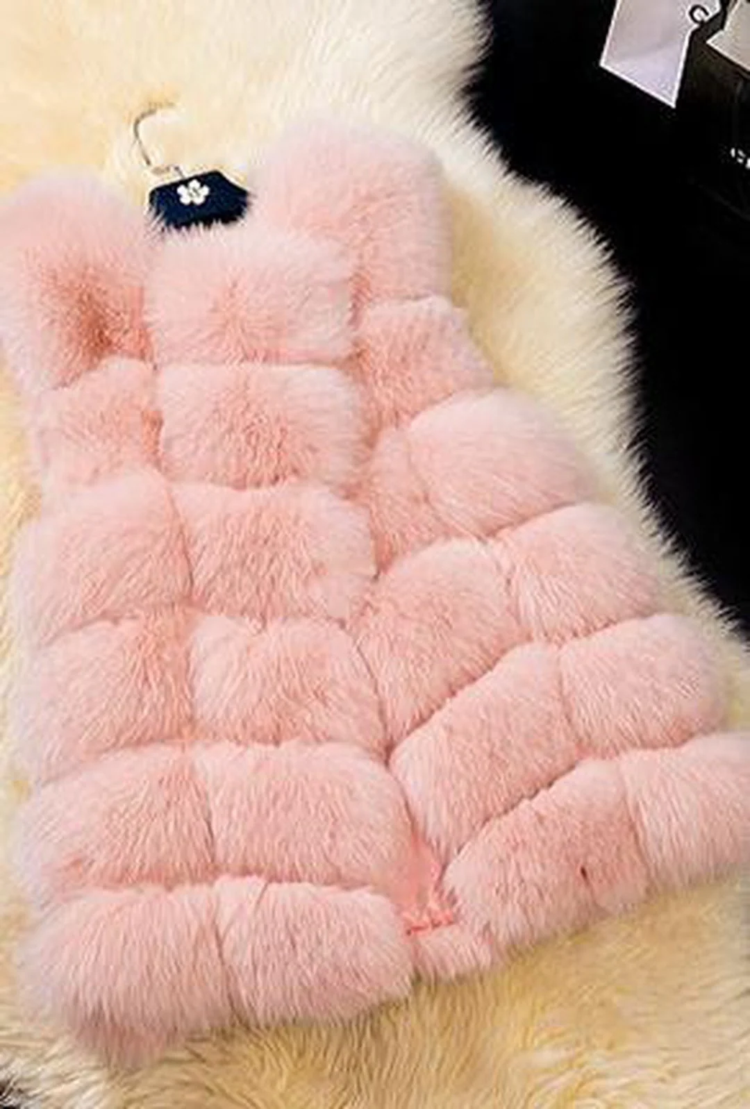 BOBBIE - PUFFY FUR VEST - Image 6