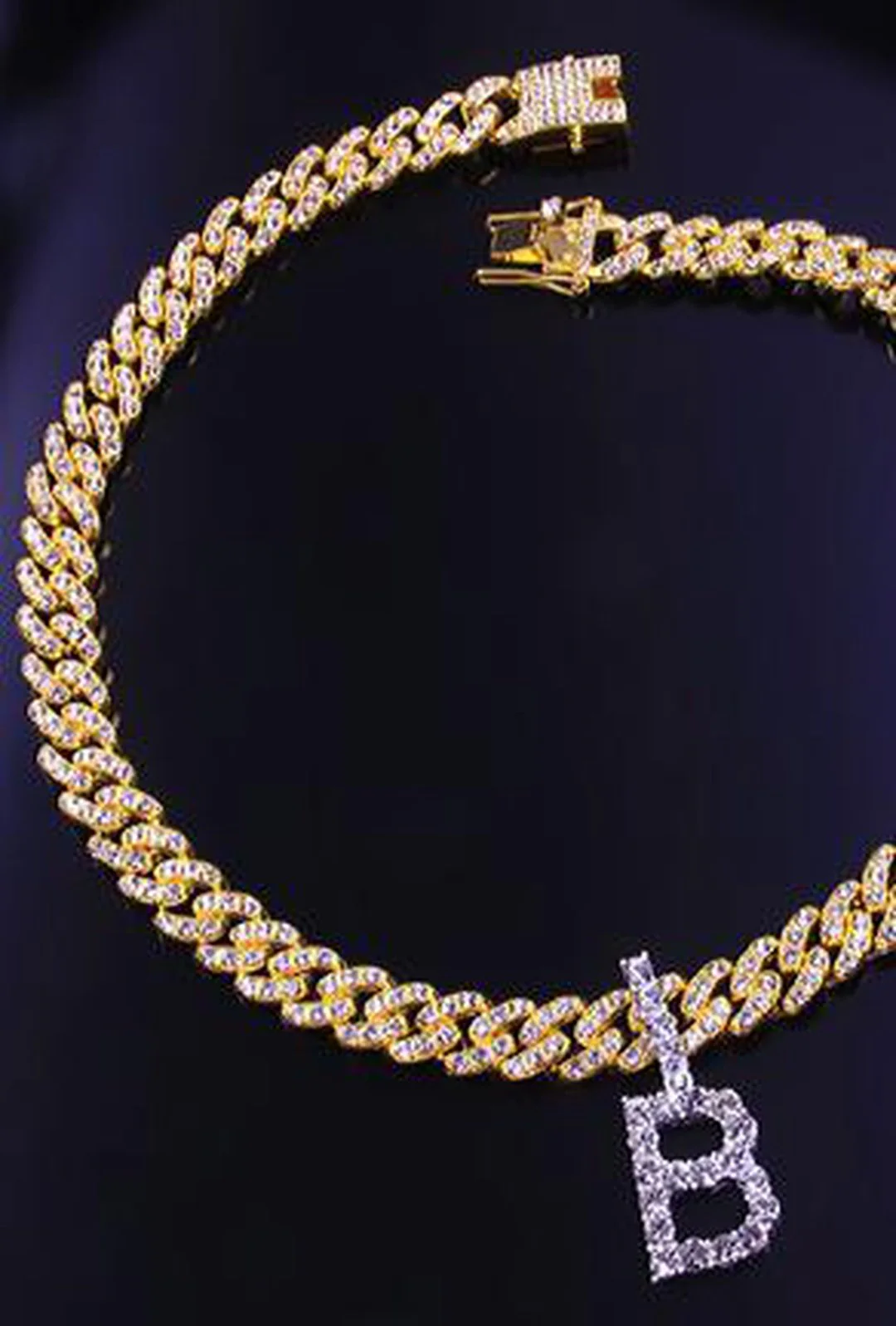 BRISA - PAVE & ALPHA NECKLACE - Image 3
